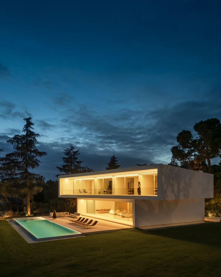 🏡 ۷ راز طلایی ساخت ویلا در لواسان که سرمایهگذاران حرفهای به شما نمیگویند!