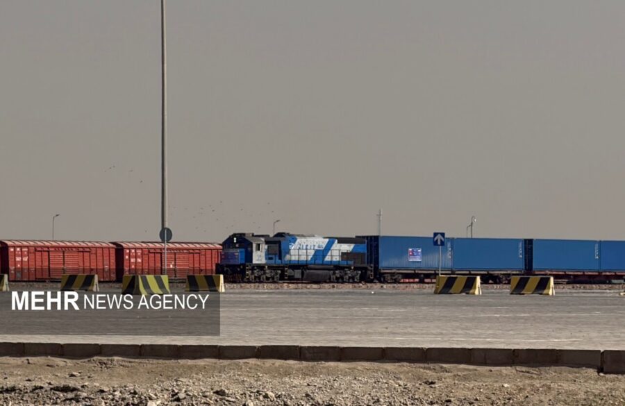 نخستین قطار ترانزیتی روسیه پس از ۱۰ روز وارد بندر خشک ریلی تهران شد