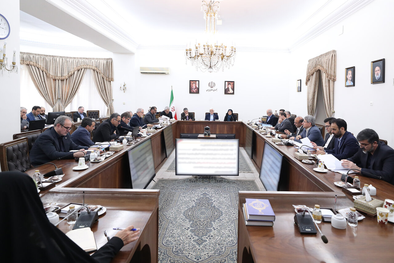 عارف: بخش ترانزیت با حوزه تمدنی مشترک ایران مزایای اقتصادی بالایی دارد