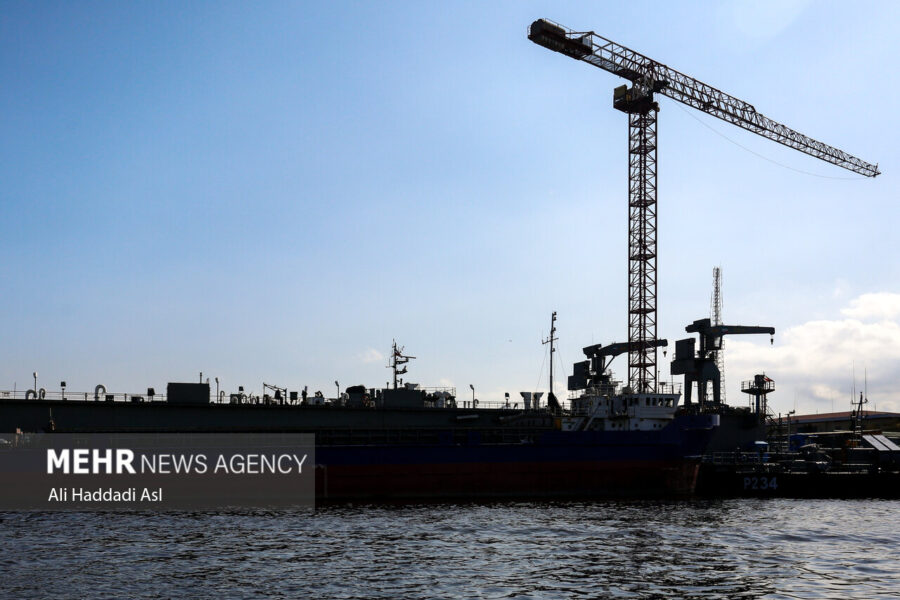 بی‌ثباتی قوانین، بزرگ‌ترین مانع حضور سرمایه‌گذاران در مناطق آزاد است