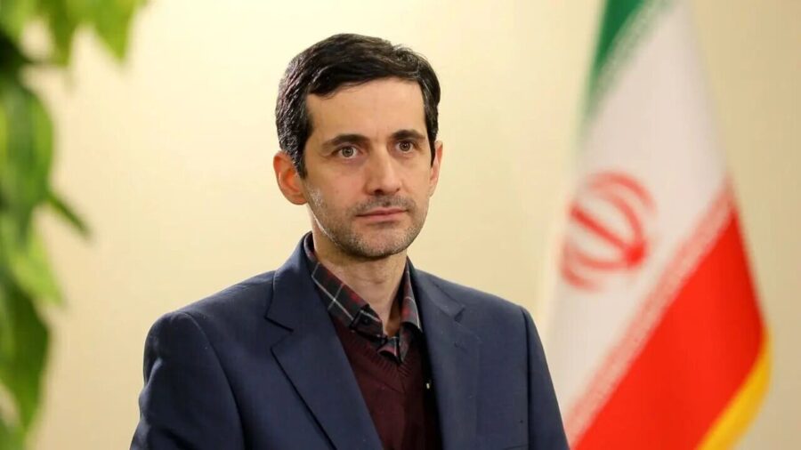 یوسف پزشکیان شایعه استعفای وزیر راه‌ و شهرسازی را تکذیب کرد