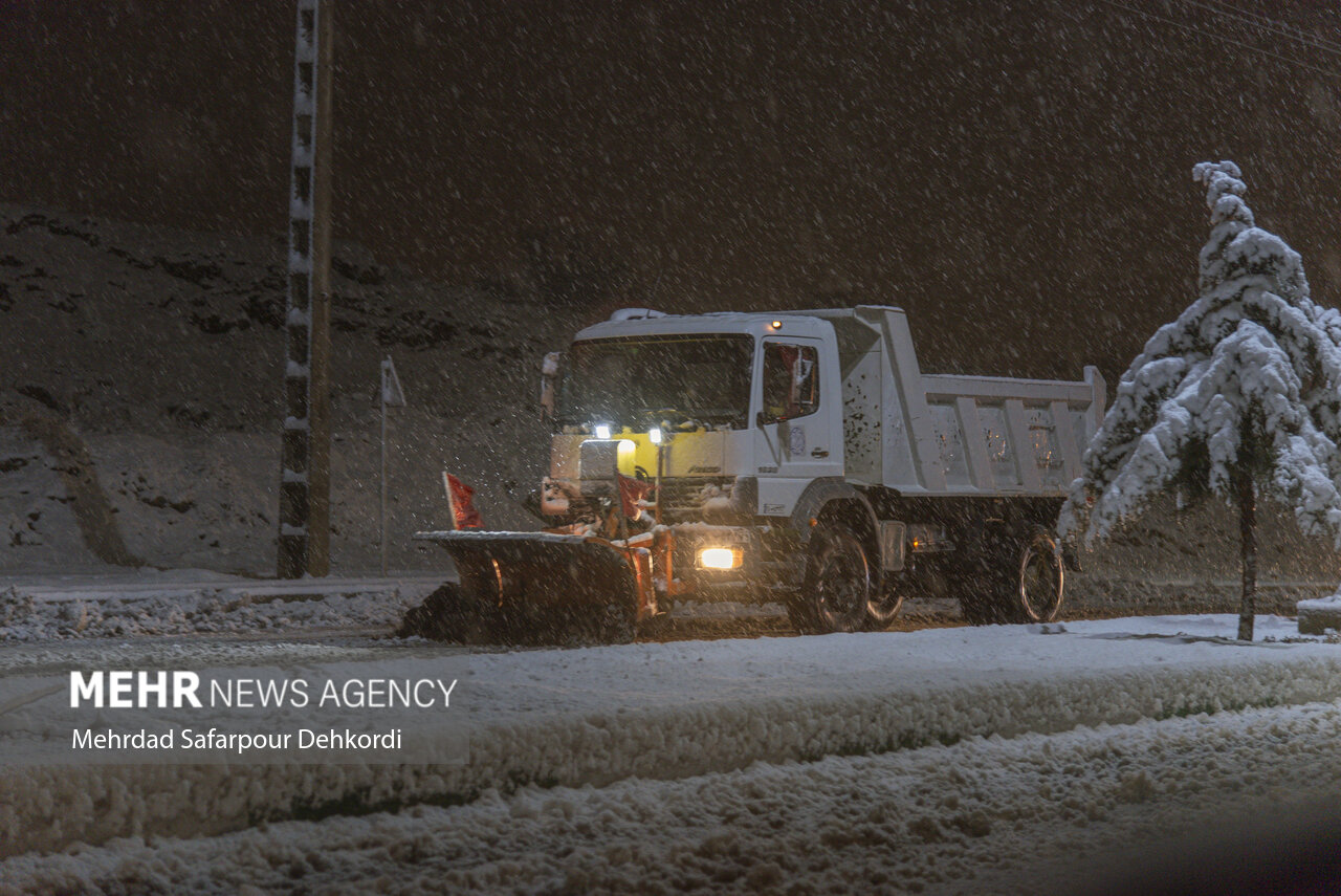برف و باران سراسر کشور را فرا می‌گیرد؛ راهداری در آماده‌باش کامل