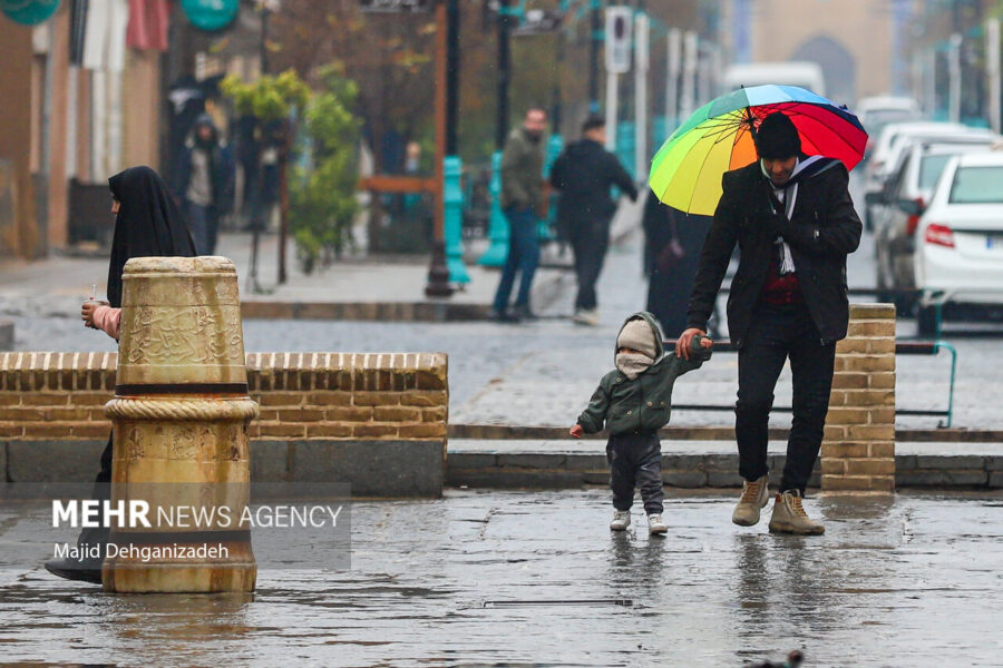 فعالیت سامانه بارشی در ۷ استان؛ کاهش تدریجی بارش‌ها از دوشنبه