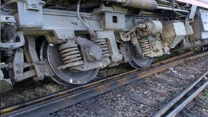 اطلاعیه مهم راه‌آهن درباره خروج قطار میانه – تهران از خط/ جزییات