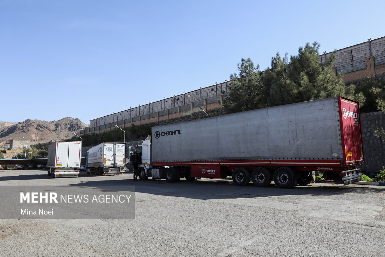 تردد روزانه کامیون‌ها از مرز دوغارون به ۲۰۰۰ دستگاه می‌رسد