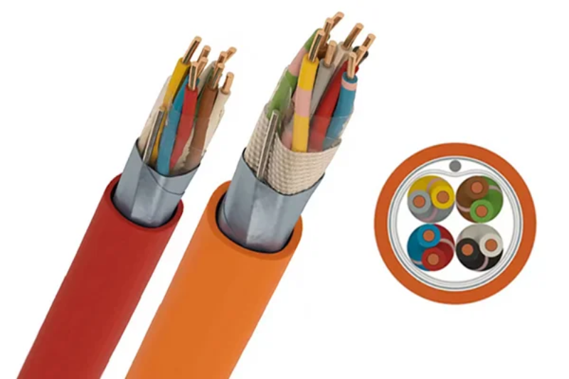 استانداردها و تجهیزات مکمل ایمنی